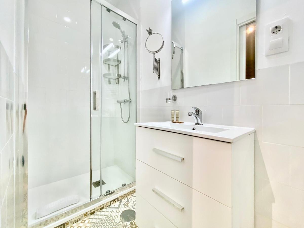 Charming Lavapies Apartment Madrid Luaran gambar